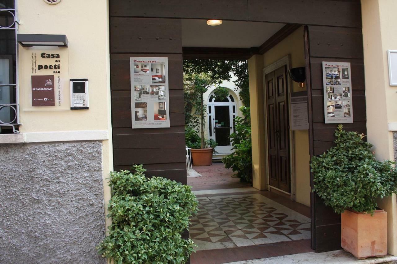 Casa Dei Poeti 3*