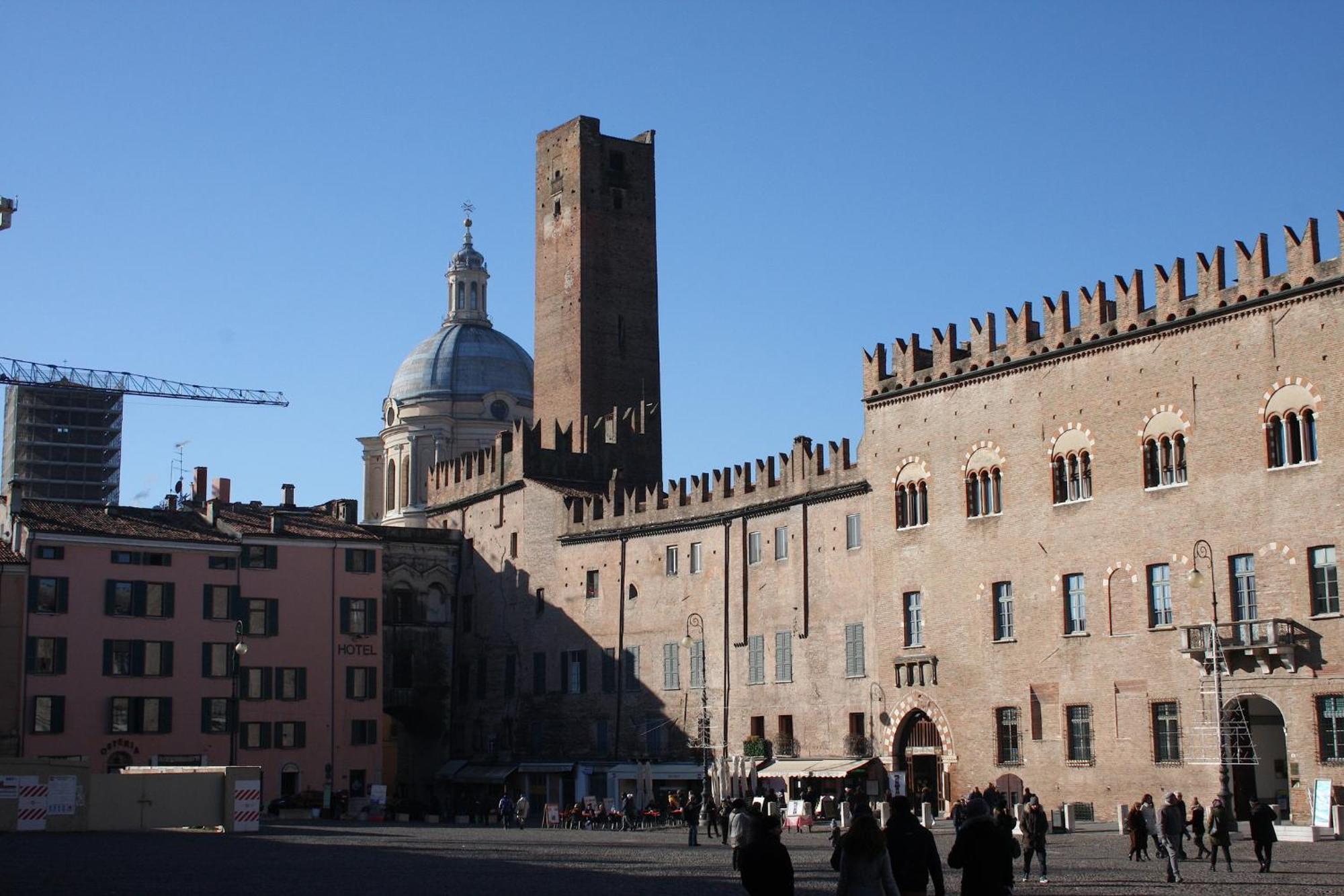 Bed & Breakfast Casa Dei Poeti Mantova