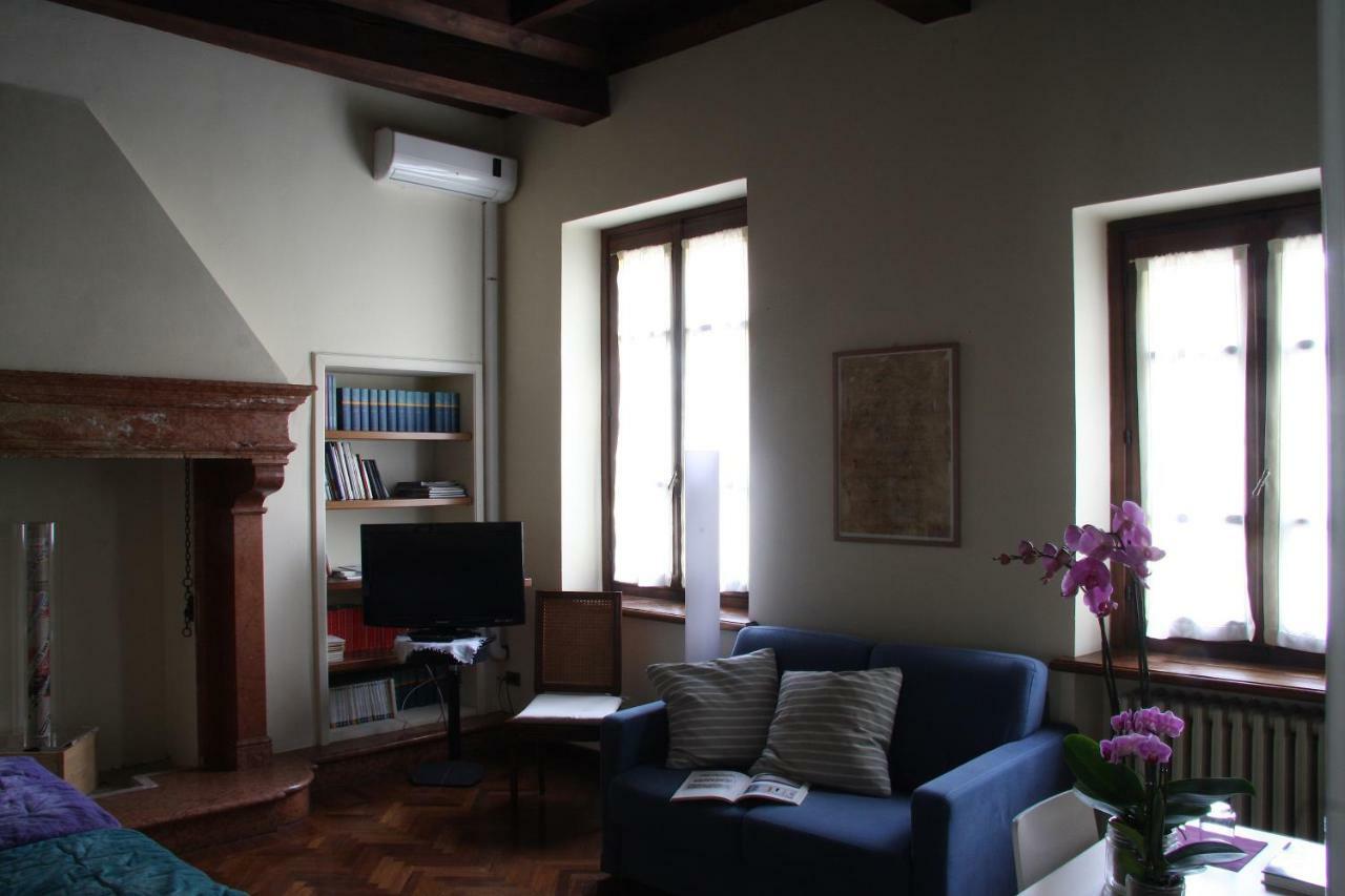 Casa Dei Poeti 3*